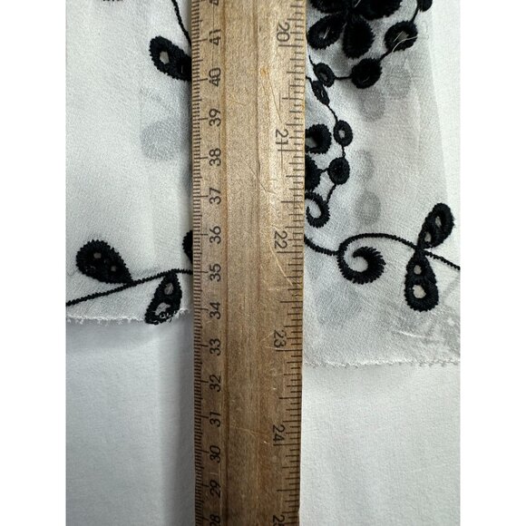 New‎ Joie Carlyton Eyelet Floral Cold Shoulder Ruffle Blouse Size XS White/Black - Picture 8 of 8
